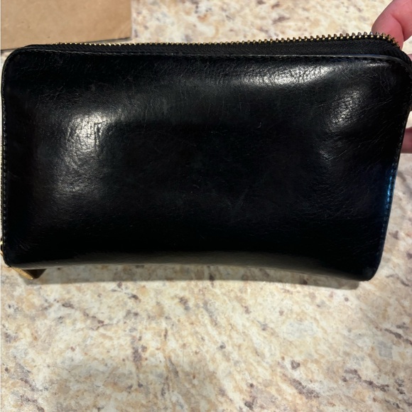 Gently used TORY BURCH wallet - Picture 2 of 5